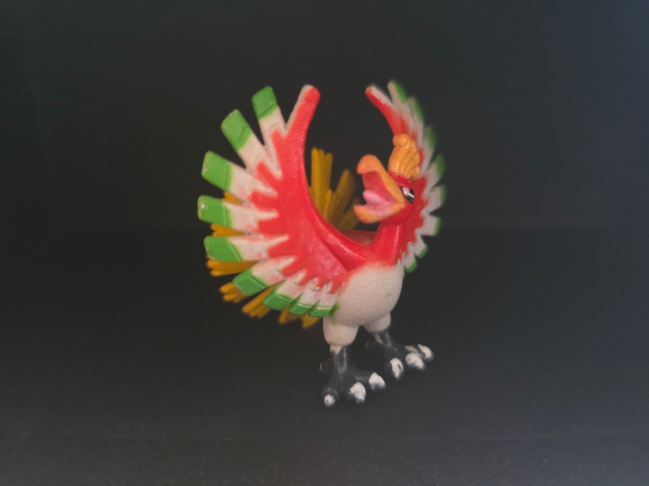 Ho-Oh TOMY PVC Figur